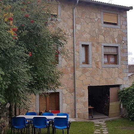 Casa Rural El Casillo Del Abuelo Goyo Pension Navarredonda de Gredos Buitenkant foto