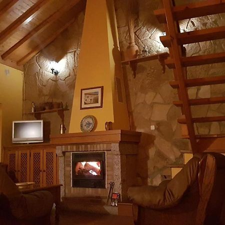 Casa Rural El Casillo Del Abuelo Goyo Pension Navarredonda de Gredos Buitenkant foto