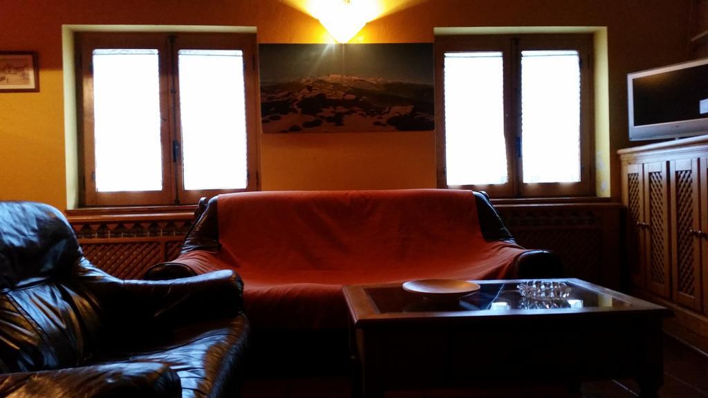 Casa Rural El Casillo Del Abuelo Goyo Pension Navarredonda de Gredos Buitenkant foto